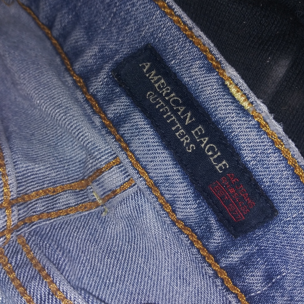 American Eagle Crop pants